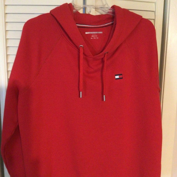 Red hoodie in XL - Picture 4 of 4